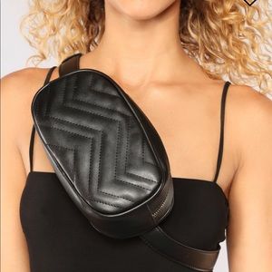 FASHION NOVA fanny cross body